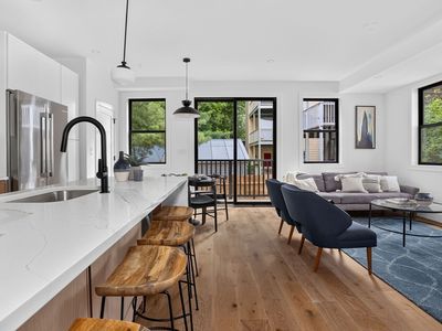 37 Kingston St #R, Somerville, MA, 02144