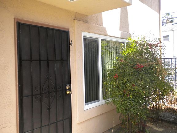 4th image of 3745 31st St APT 4