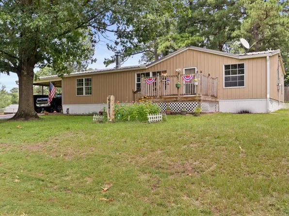 300 Baker St, Naples, TX 75568