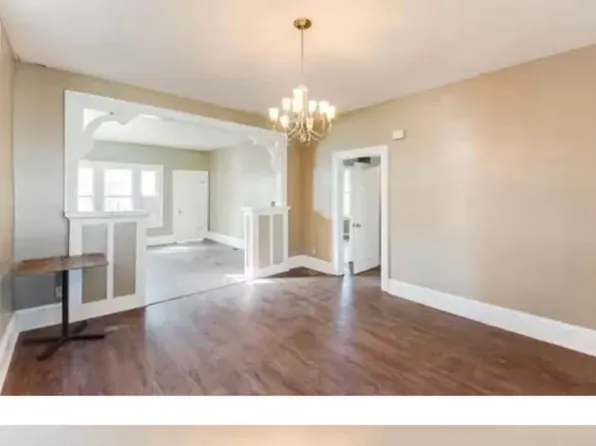 687 Aurora Ave #2, Saint Paul, MN 55104