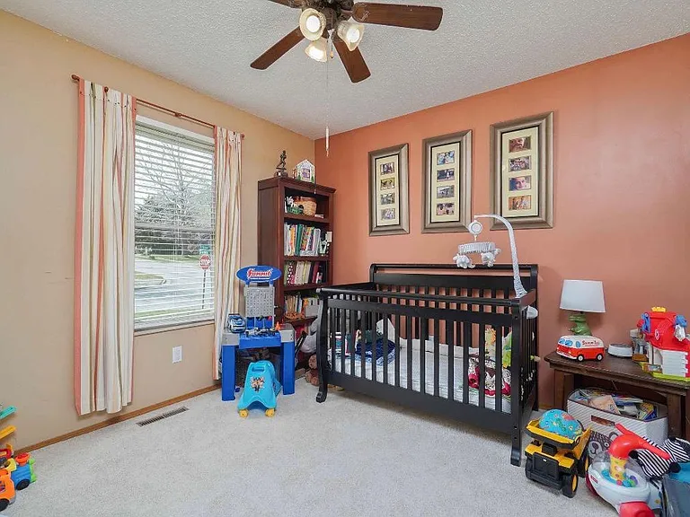 5638 S Ferguson Ave — Photo 13