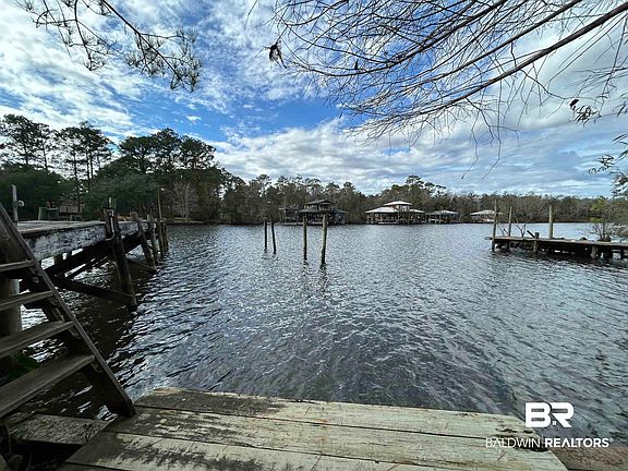 3rd image of 15565 Juniper Ln