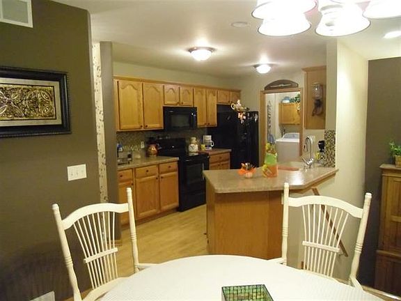 4th image of 299 N Mountin Dr