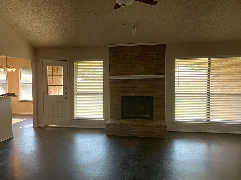 6828 Ridgetop Rd — Photo 5