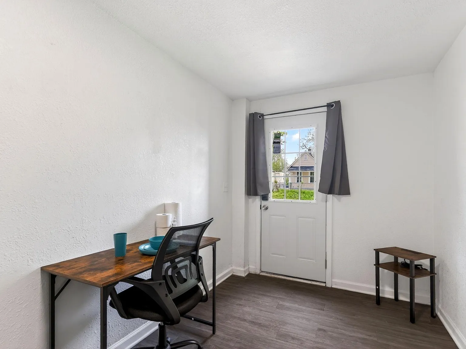 4 bed, 3.0 bath, 1872 sqft, $793 — Photo 2
