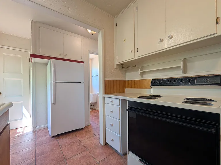 436 Mill St — Photo 8