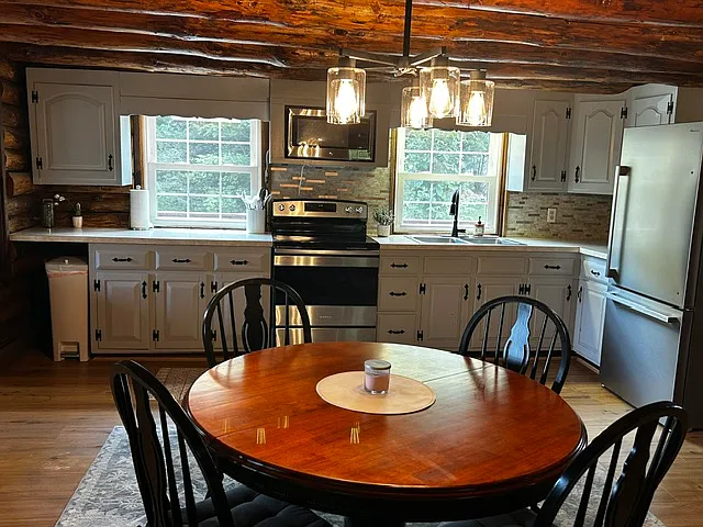 153 N Main St — Photo 13
