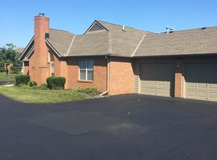 2379 Sportsman Dr, Grove City, OH 43123
