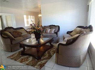 885 W Dayton Cir, Fort Lauderdale, FL 33312