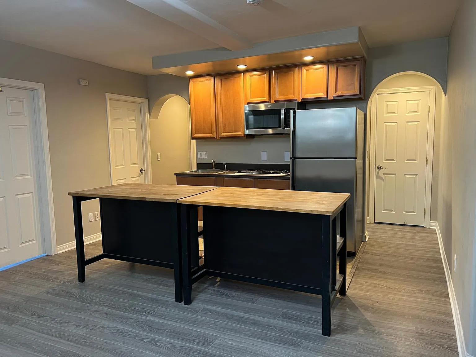 2 bed, 950 sqft, $2,895 — Photo 3