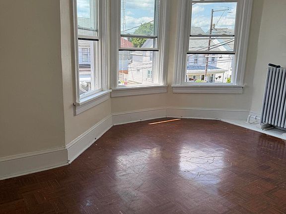 3rd image of 675 N Locust St
