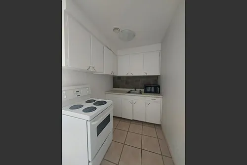 110 Breton Rd Photo 1