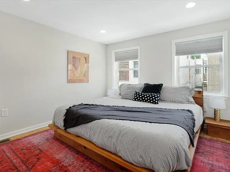 1428 S Clarion St — Photo 16