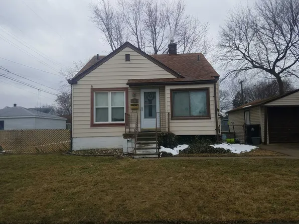 26339 Oakland St, Roseville, MI 48066