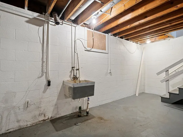 2601 Germain Dr — Photo 24