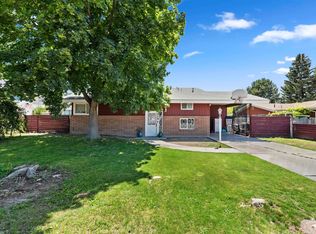 415 Lake Lowell Ave, Nampa, ID 83686