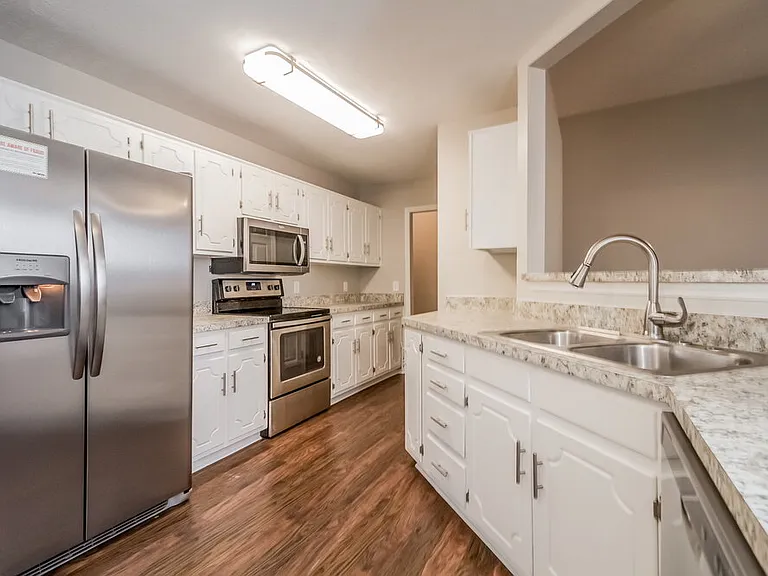 3540 Calais Cir — Photo 7