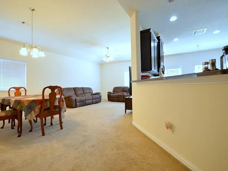 2727 Lakecrest River Dr — Photo 9