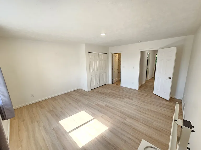 30 Westhaven Dr — Photo 32