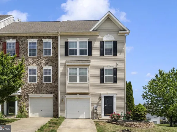 112 Raphael Ct, Martinsburg, WV 25403