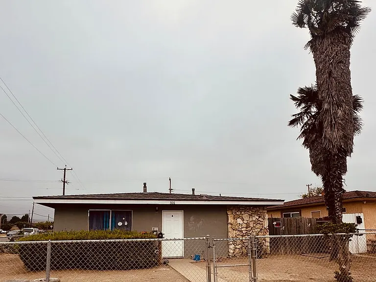 501 N K St — Photo 1