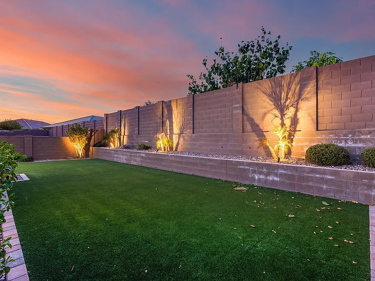 7308 W Tombstone Trl — Photo 46
