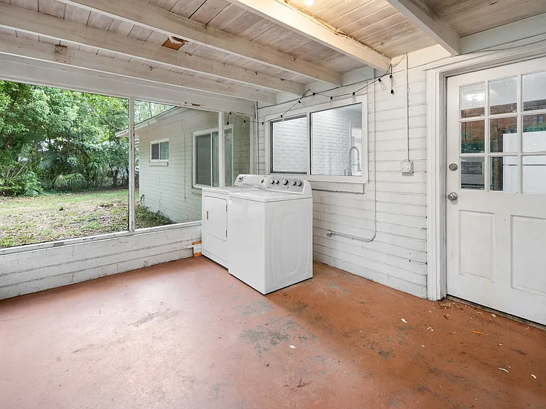 1417 NW 17th St — Photo 21