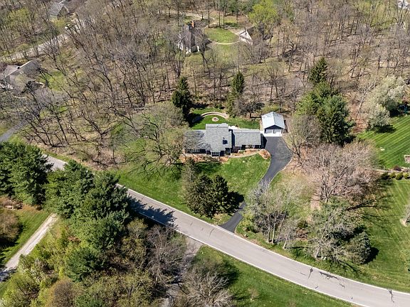 3rd image of 39 Victoria Dr