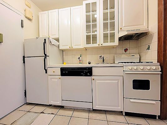4th image of 49 Park Ave #4X