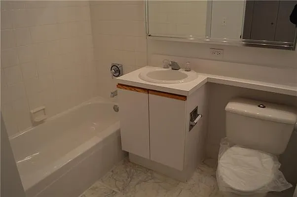 Rented by essential NEW YORK Real Estate | media 19