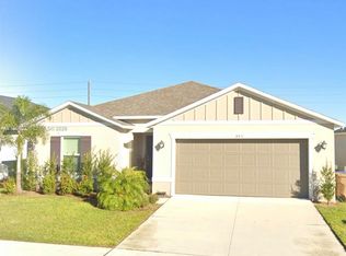 485 Overpool Ave, Davenport, FL 33896