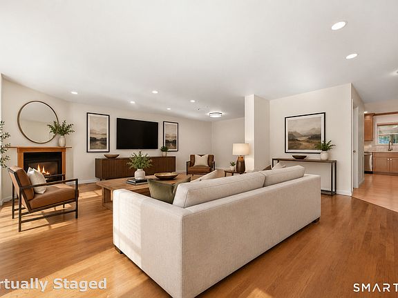 3rd image of 42 Highland Road #5