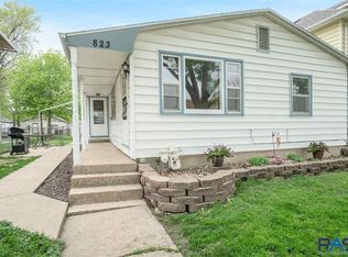 823 N French Ave, Sioux Falls, SD 57103