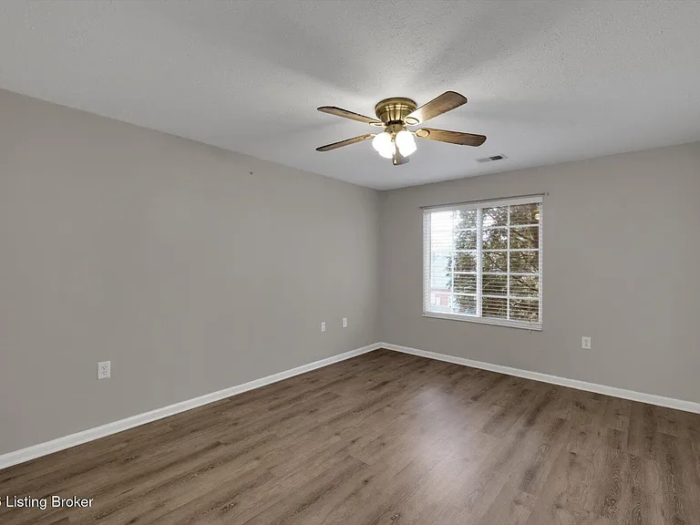 6403 Shelton Cir #102 — Photo 13