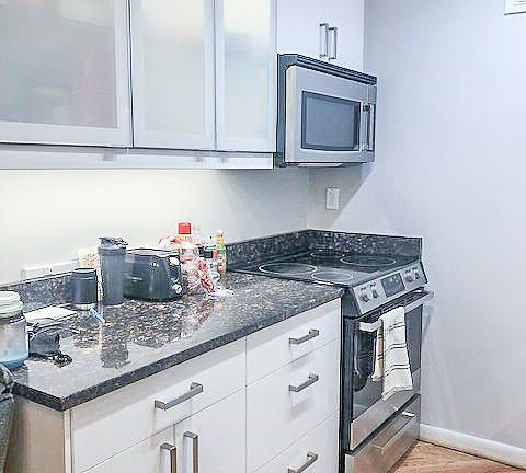 2nd image of 2518 N Southport Ave #1426