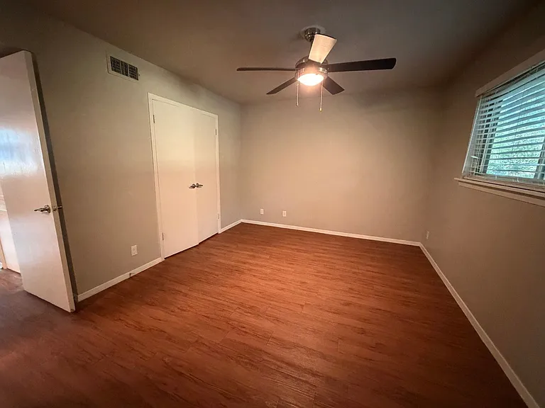 1202 Newning Ave #106 — Photo 11