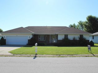 2244 Alison St, Carthage, MO 64836