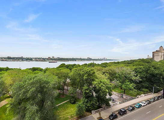 Rented by Douglas Elliman | media 19