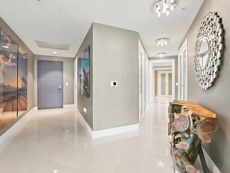 17301 Biscayne Blvd #2010 — Photo 9