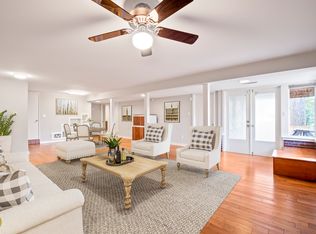 1422 Forest Ln, Woodbridge, VA 22191