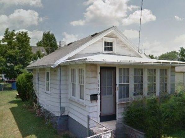 1730 Bernice Ct NE