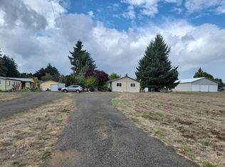 415 SE Hawthorne Ave, Dallas, OR