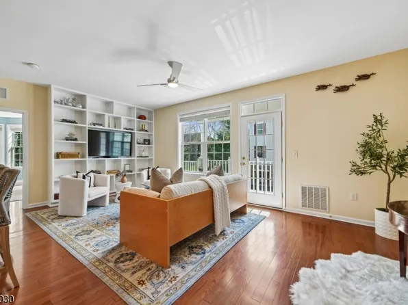 4 Quarry Dr BLDG 4 #B2, Woodland Park, NJ 07424