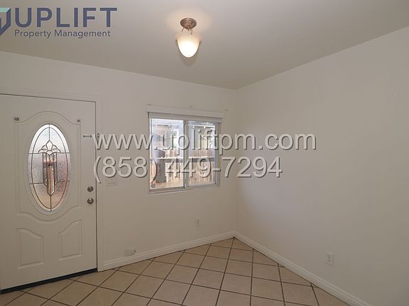 2nd image of 727-731 W 9th Ave #729
