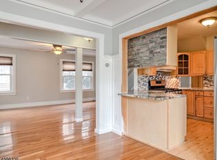 82 Van Houten Pl, Belleville, NJ 07109