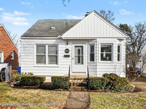 6622 Dolphin St, Dearborn Heights, MI 48127