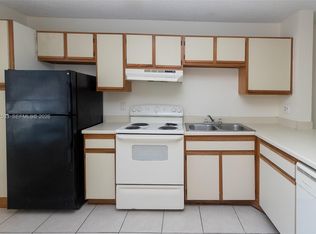 2157 SW 80th Ter #2157, Hollywood, FL 33025