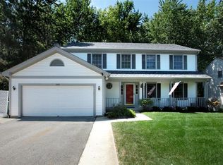 1368 Knottingham Dr, Gurnee, IL 60031