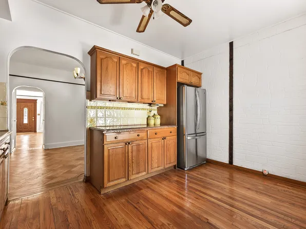 2229 East 38th Street image 17 of 33