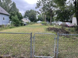 14 Jessamine Ave E, Saint Paul, MN 55117